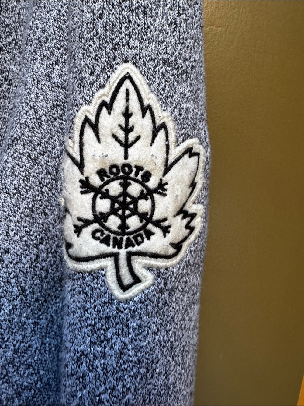 Roots Whistler Heather Gray Quarter-Zip Sweatshirt men’s XL - Picture 3 of 4